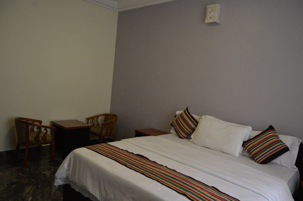 Hans Place Hotel Asokoro Extérieur photo